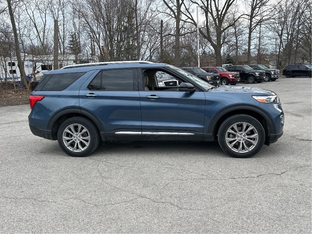 2020 Ford Explorer Limited 4WD Photo