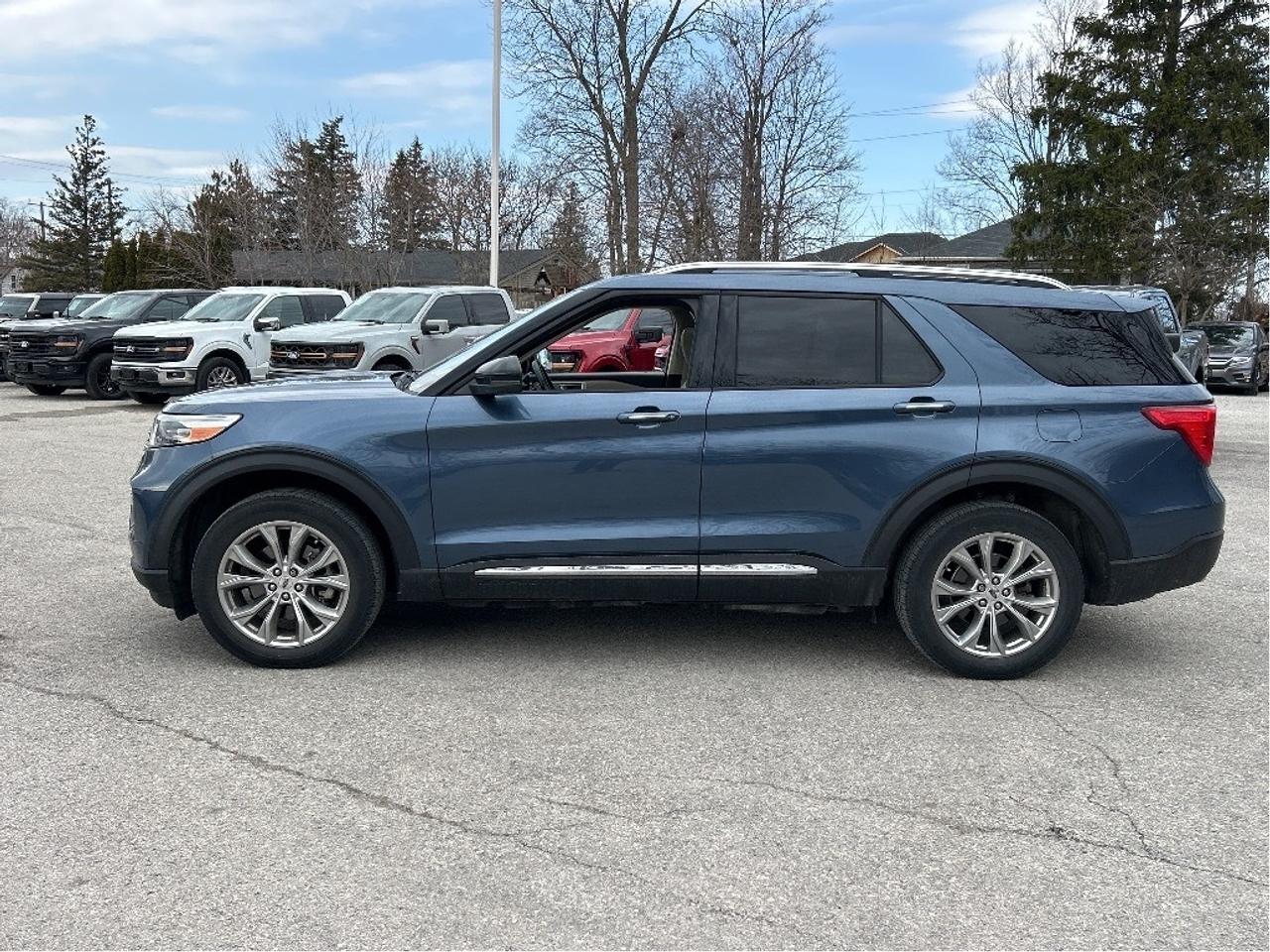 2020 Ford Explorer Limited 4WD Photo