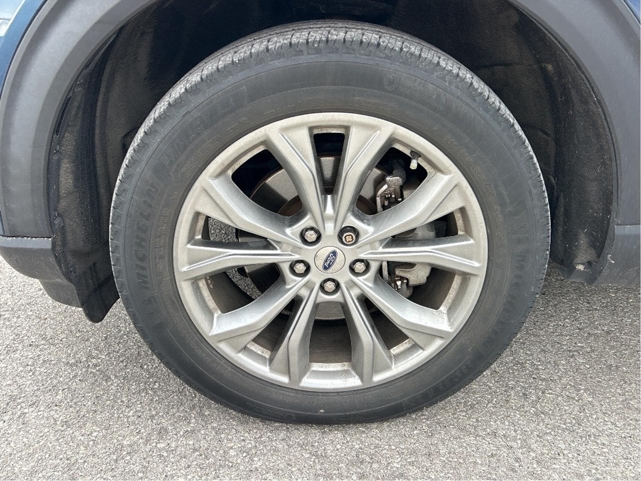 2020 Ford Explorer Limited 4WD Photo