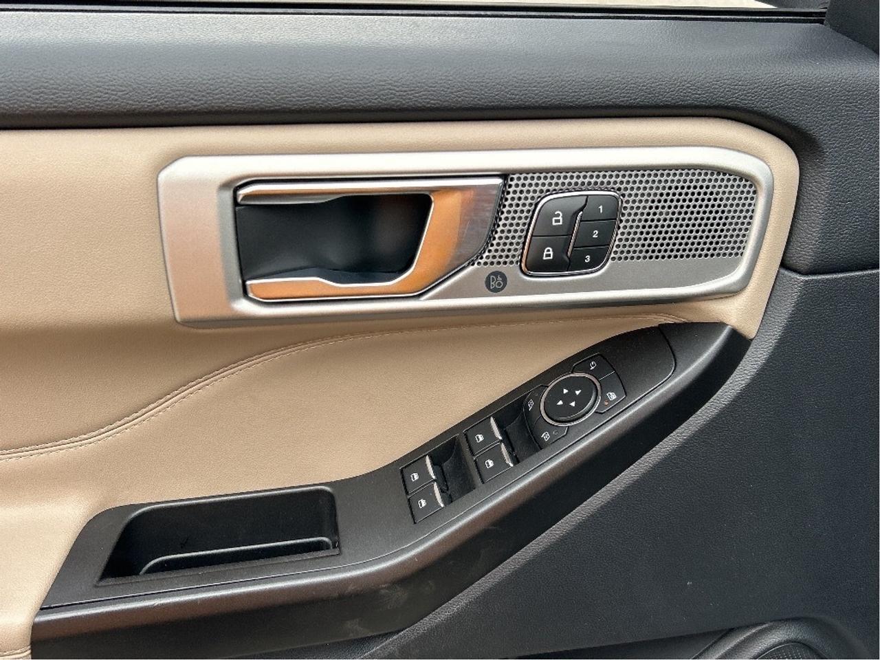 2020 Ford Explorer Limited 4WD Photo