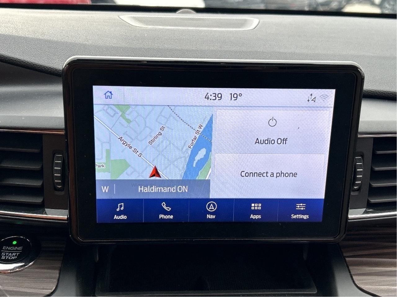 2020 Ford Explorer Limited 4WD Photo