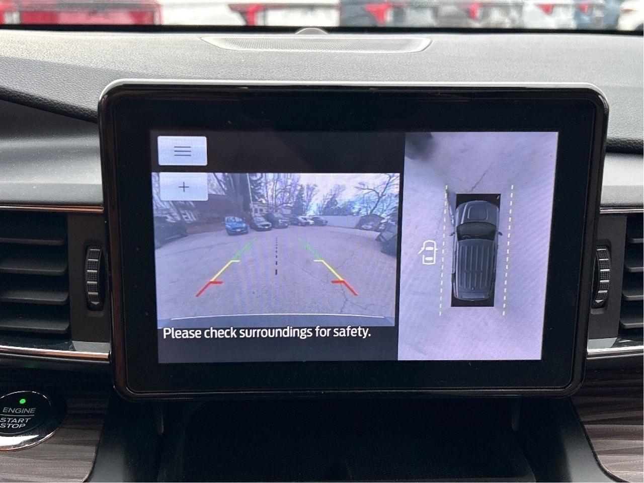 2020 Ford Explorer Limited 4WD Photo