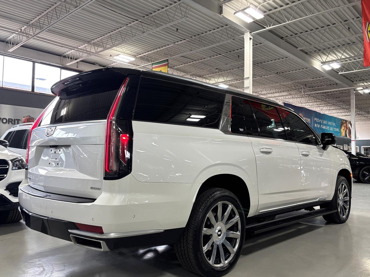 2021 Cadillac Escalade ESV Premium Luxury Platinum|4WD|SUPERCRUISE|NIGHTVIS|+ Photo3