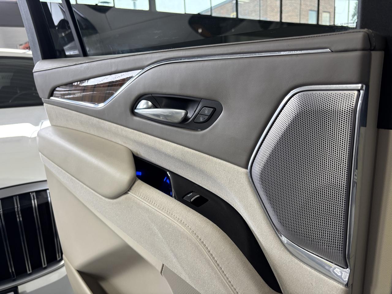 2021 Cadillac Escalade ESV Premium Luxury Platinum|4WD|SUPERCRUISE|NIGHTVIS|+ Photo