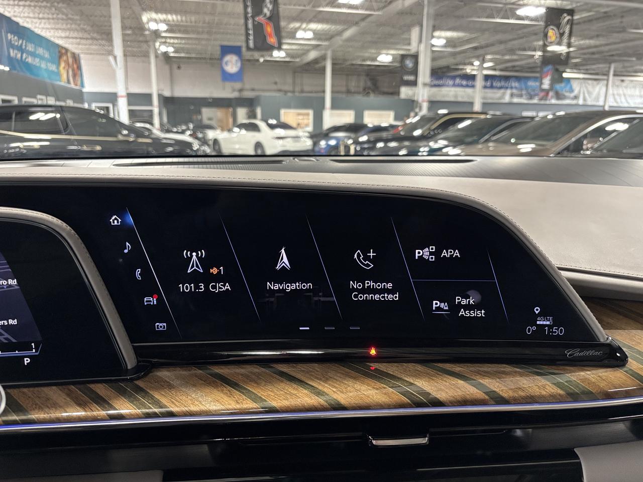 2021 Cadillac Escalade ESV Premium Luxury Platinum|4WD|SUPERCRUISE|NIGHTVIS|+ Photo