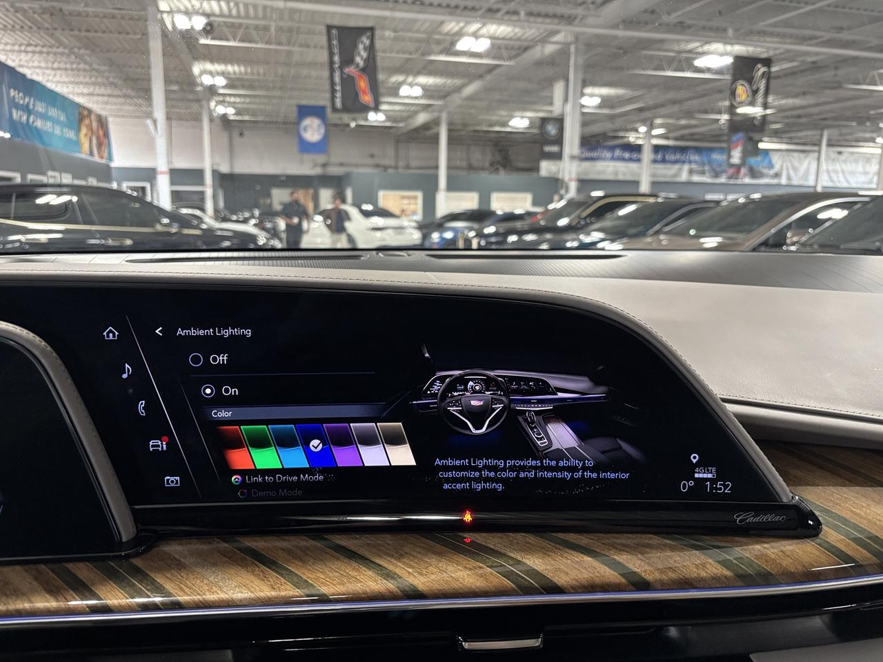 2021 Cadillac Escalade ESV Premium Luxury Platinum|4WD|SUPERCRUISE|NIGHTVIS|+ Photo