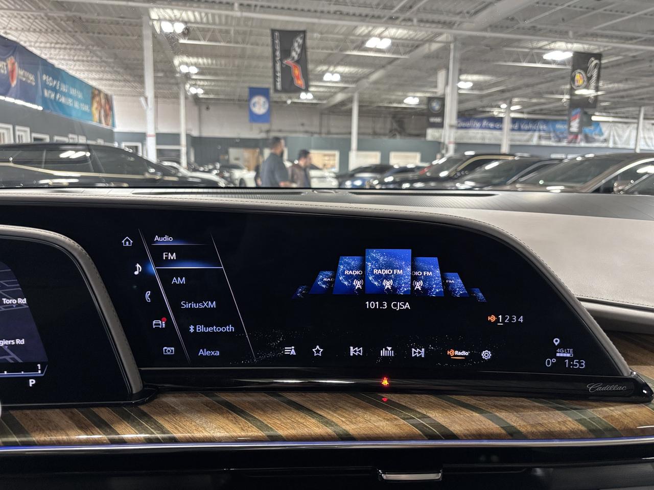 2021 Cadillac Escalade ESV Premium Luxury Platinum|4WD|SUPERCRUISE|NIGHTVIS|+ Photo