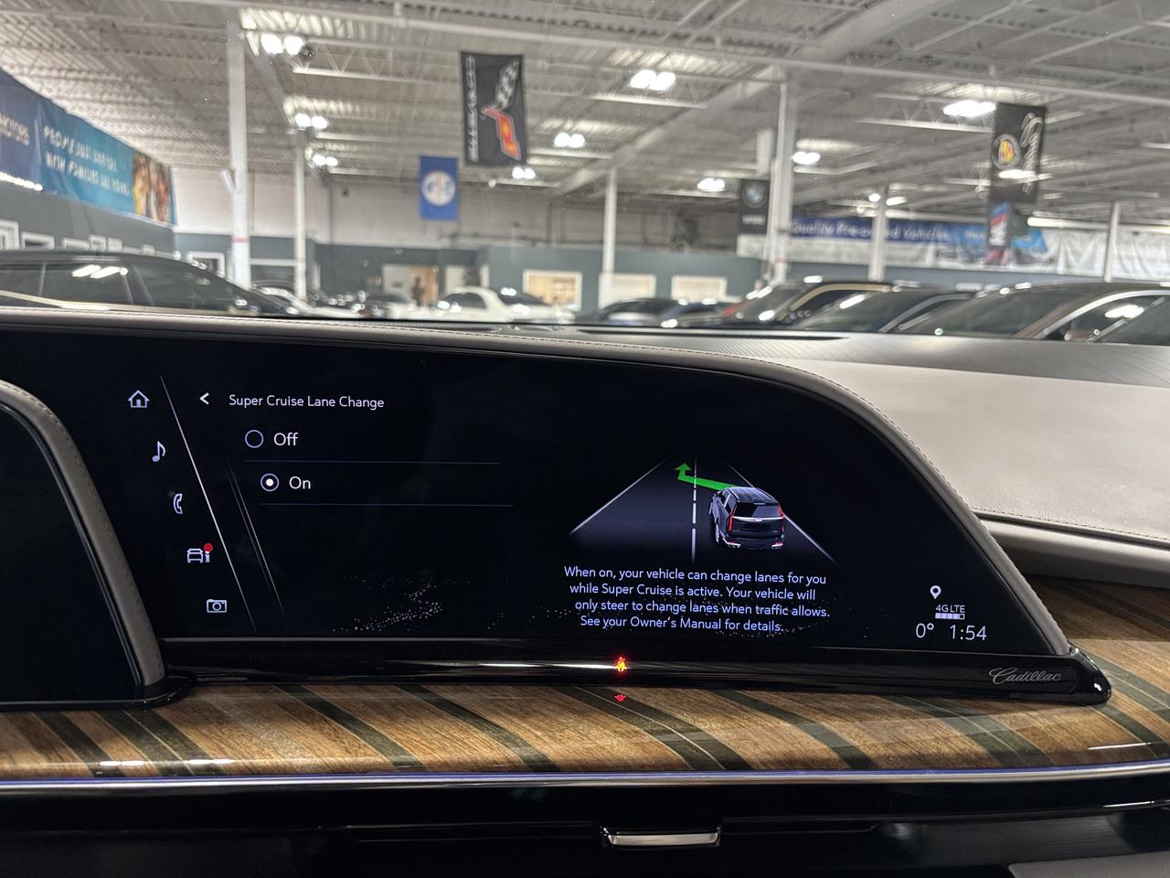 2021 Cadillac Escalade ESV Premium Luxury Platinum|4WD|SUPERCRUISE|NIGHTVIS|+ Photo