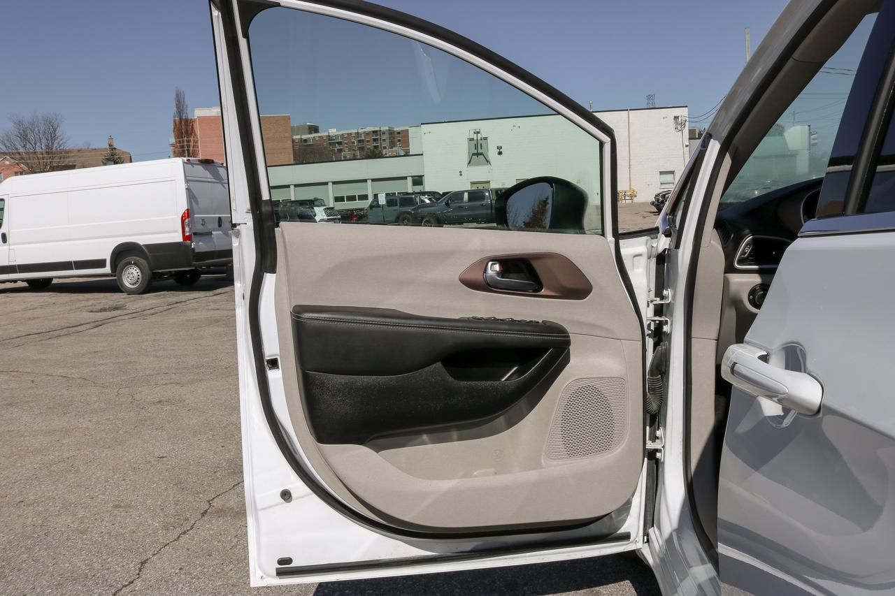 2024 Dodge Grand Caravan SXT 2WD | BLUETOOTH  | REMOTE START | Photo