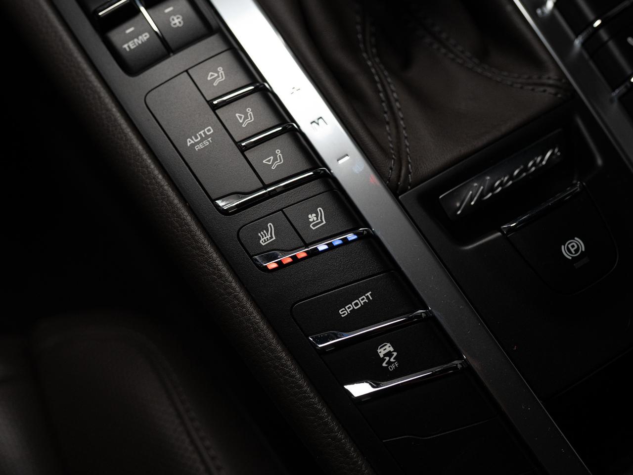 2018 Porsche Macan S | PREMIUM PLUS PKG | PANO | BOSE Photo