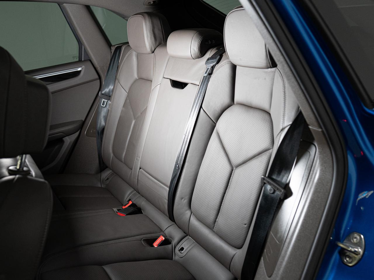 2018 Porsche Macan S | PREMIUM PLUS PKG | PANO | BOSE Photo