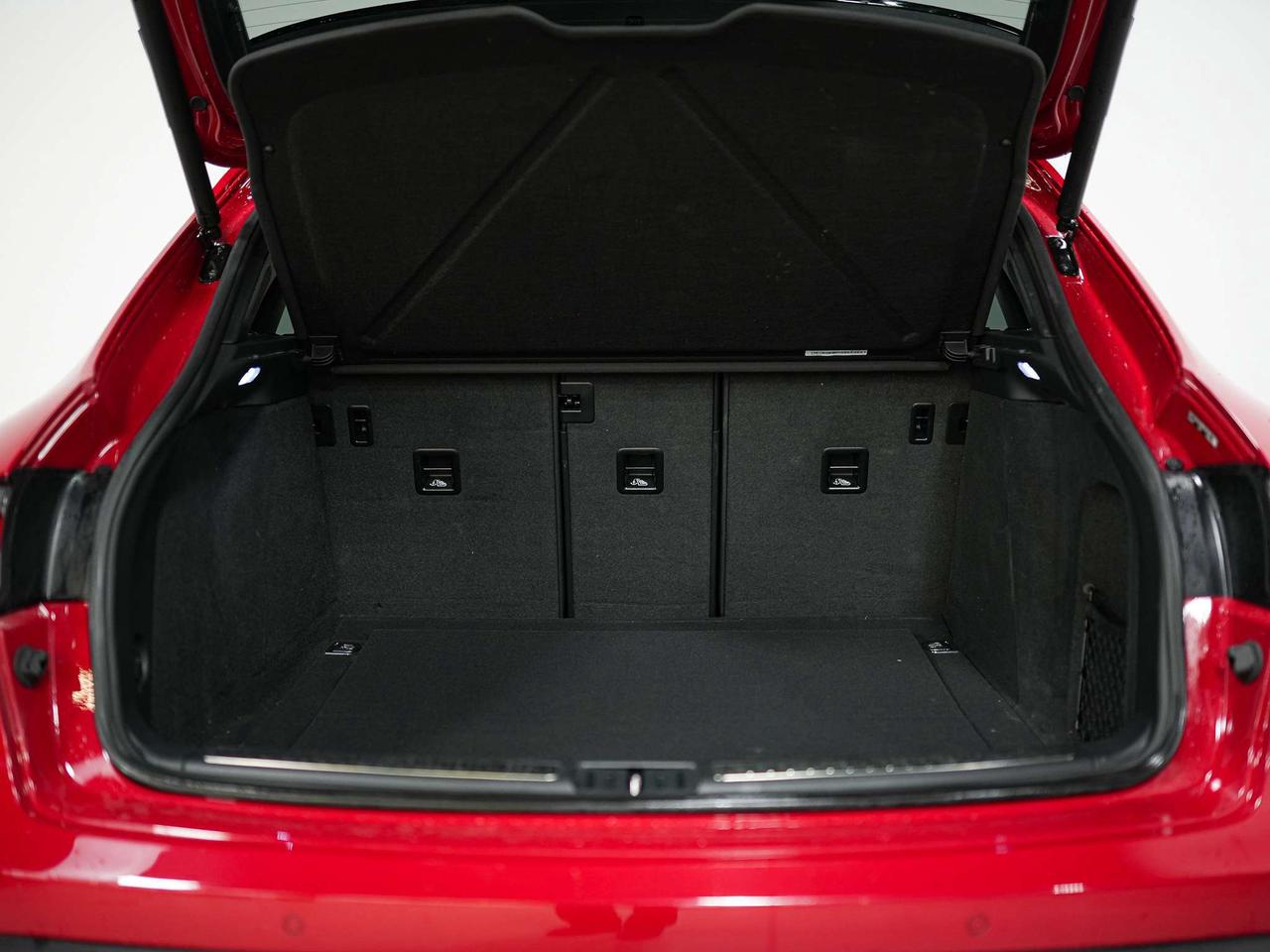 2024 Porsche Macan PREMIUM PLUS PKG | BOSE | PANO | 21 IN Photo