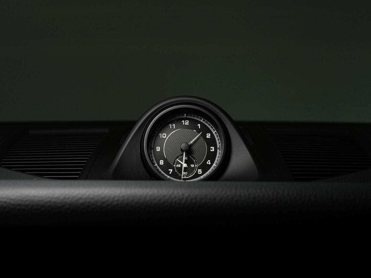 2024 Porsche Macan PREMIUM PLUS PKG | BOSE | PANO | 21 IN Photo