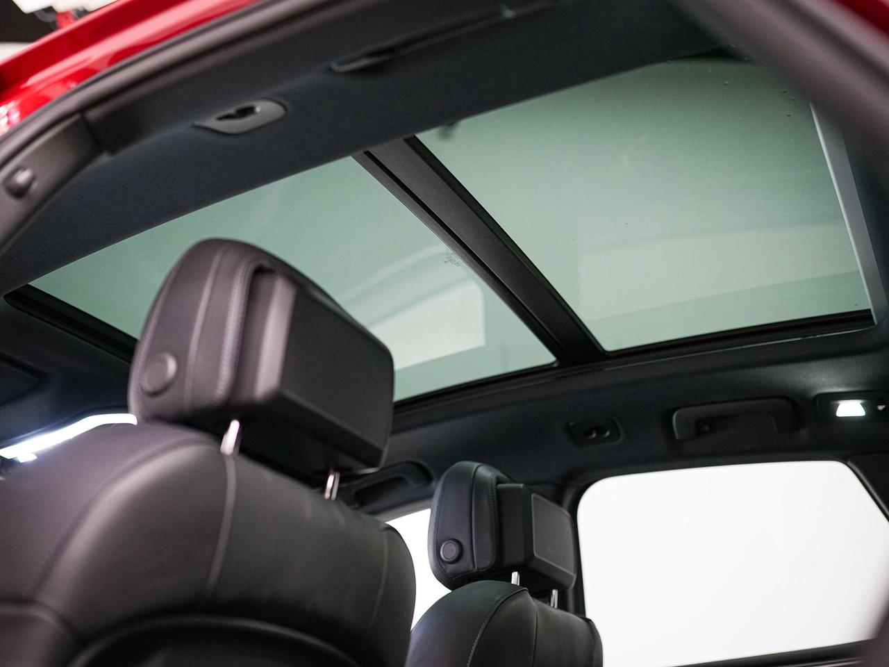 2024 Porsche Macan PREMIUM PLUS PKG | BOSE | PANO | 21 IN Photo