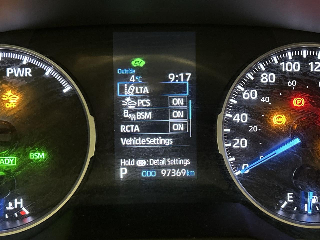 2019 Toyota RAV4  Photo4