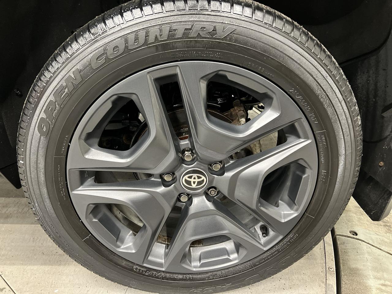 2023 Toyota RAV4 TRAIL AWD | SUNROOF | LEATHER | CARPLAY | ALLOYS Photo