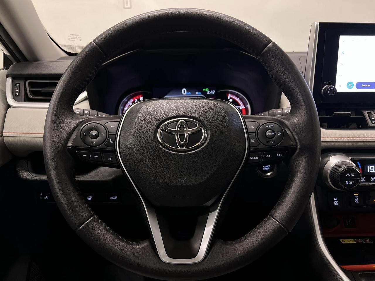 2023 Toyota RAV4 TRAIL AWD | SUNROOF | LEATHER | CARPLAY | ALLOYS Photo
