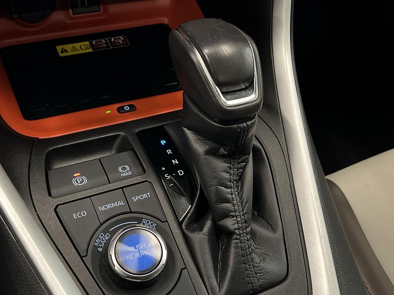 2023 Toyota RAV4 TRAIL AWD | SUNROOF | LEATHER | CARPLAY | ALLOYS Photo