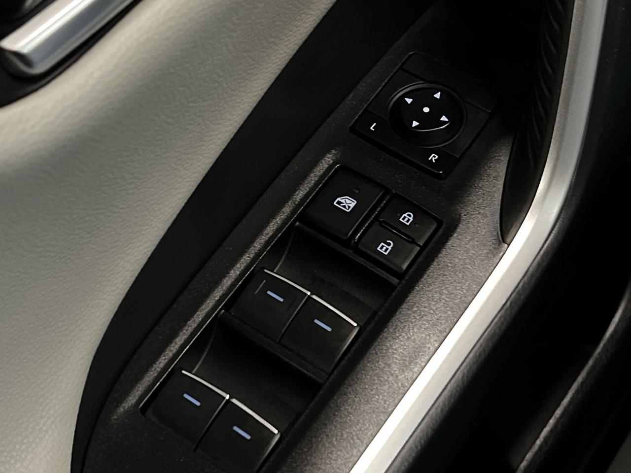 2023 Toyota RAV4 TRAIL AWD | SUNROOF | LEATHER | CARPLAY | ALLOYS Photo