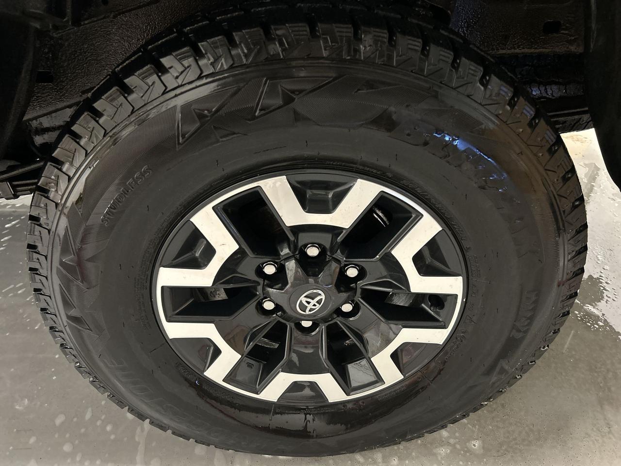 2023 Toyota Tacoma TRD OFF-ROAD 4X4 | DBL CAB | 3.5L V6 | HDT SEATS Photo