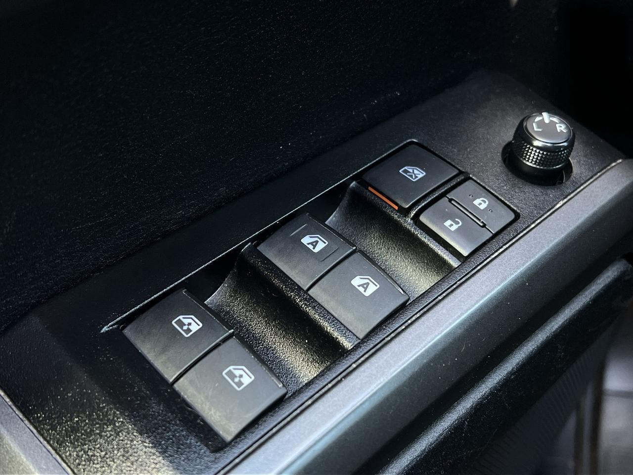 2023 Toyota Tacoma TRD OFF-ROAD 4X4 | DBL CAB | 3.5L V6 | HTD SEATS Photo