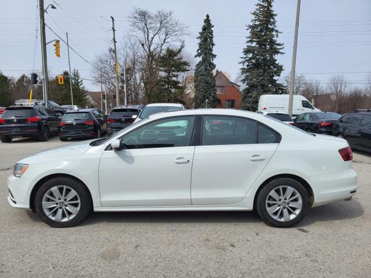 2016 Volkswagen Jetta TRENDLINE PLUS Photo