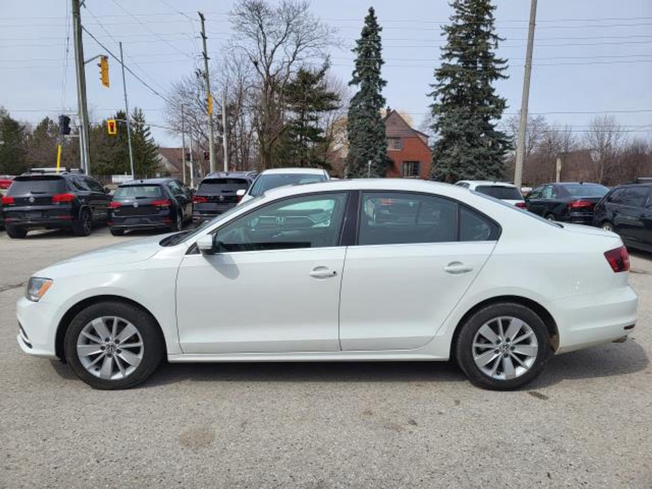 2016 Volkswagen Jetta TRENDLINE PLUS Photo