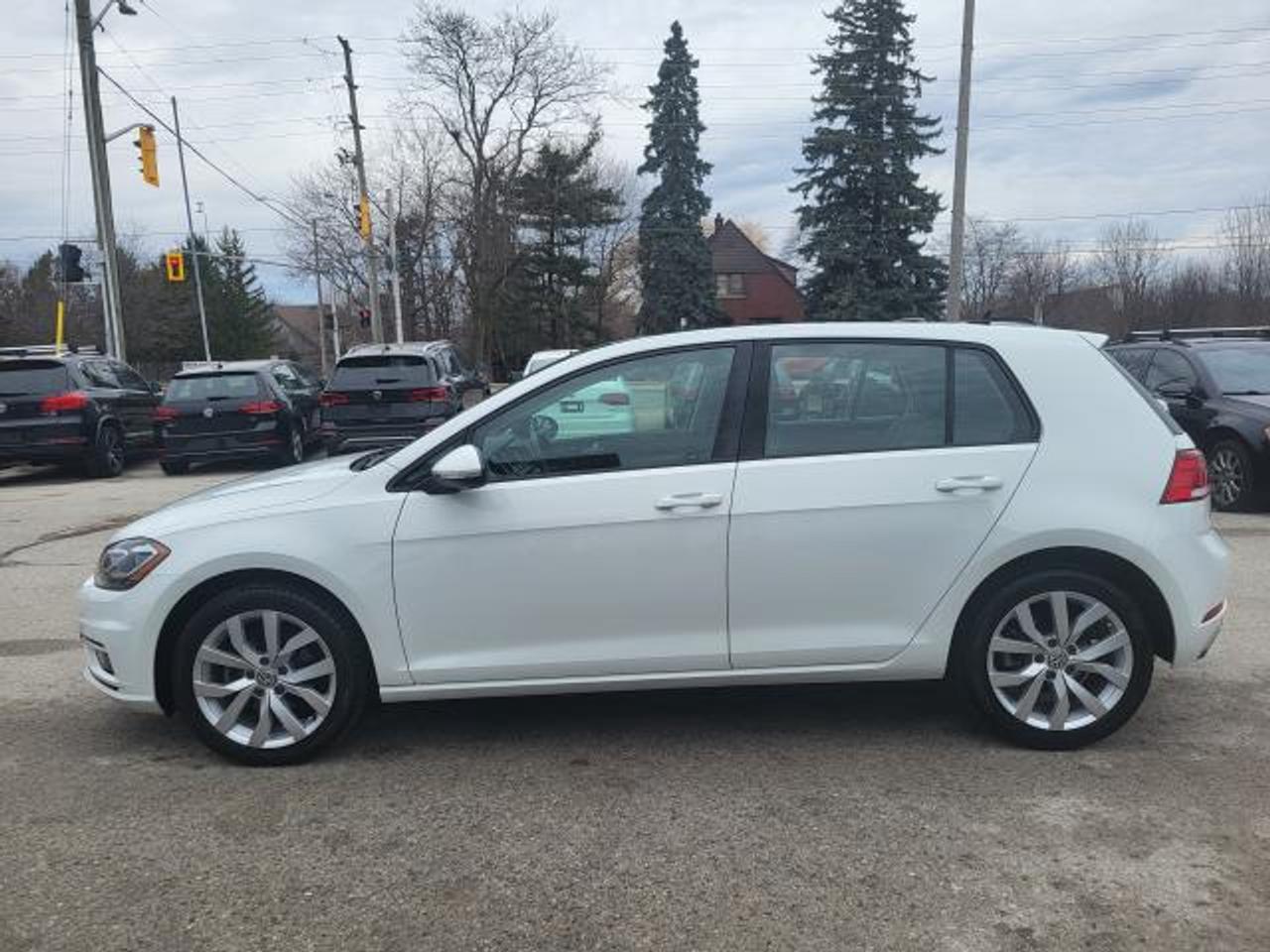 2018 Volkswagen Golf Highline Photo