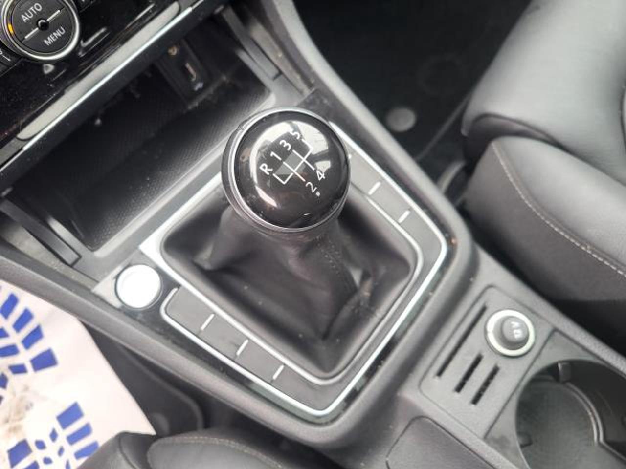 2018 Volkswagen Golf Highline Photo