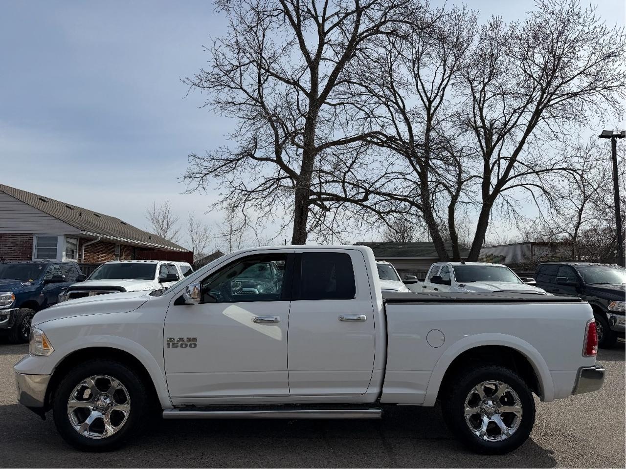 2014 RAM 1500 Laramie | Hemi 5.7L V8 | Extremely Well Maintained Photo3