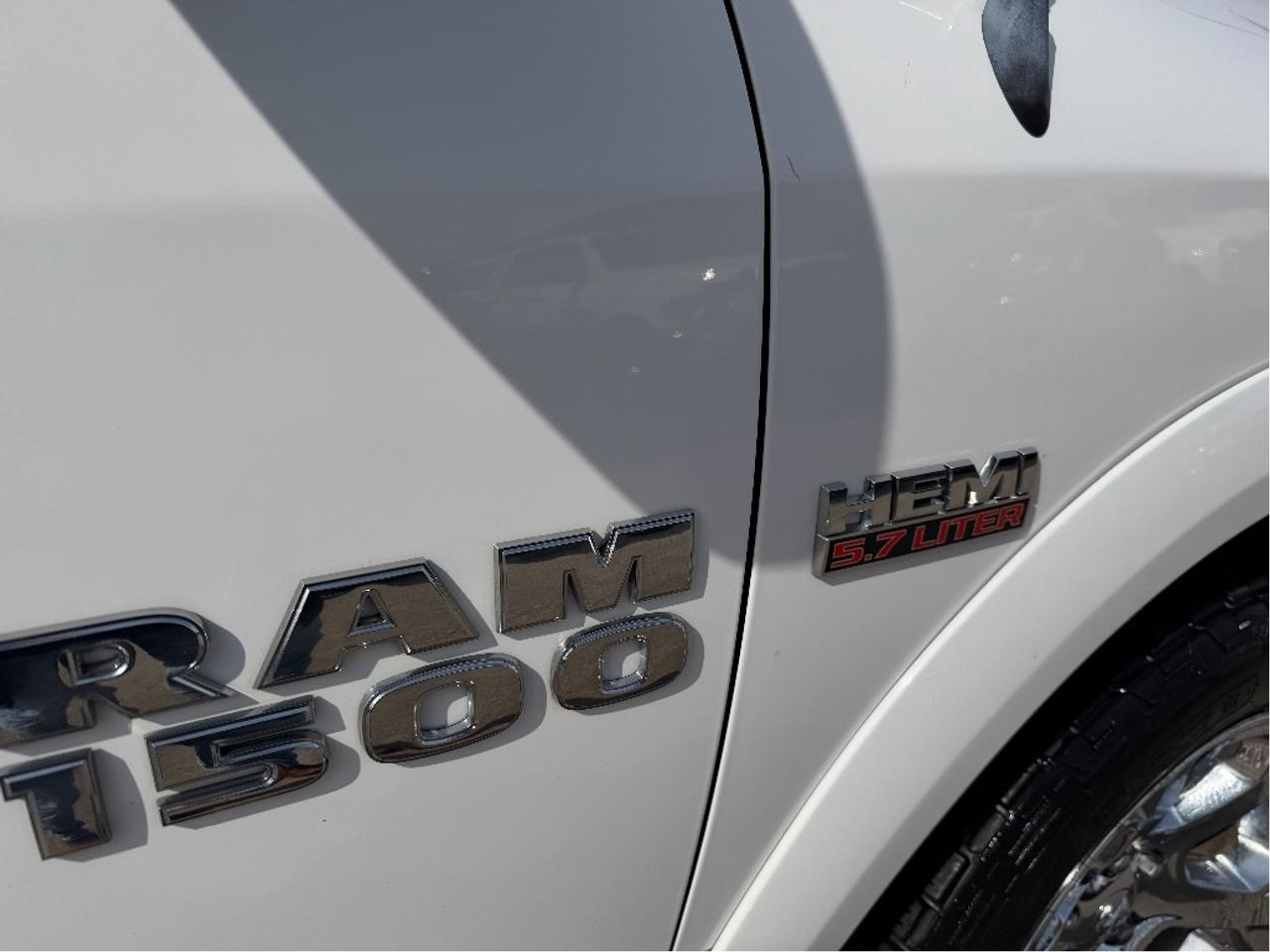 2014 RAM 1500 Laramie | Hemi 5.7L V8 | Extremely Well Maintained Photo