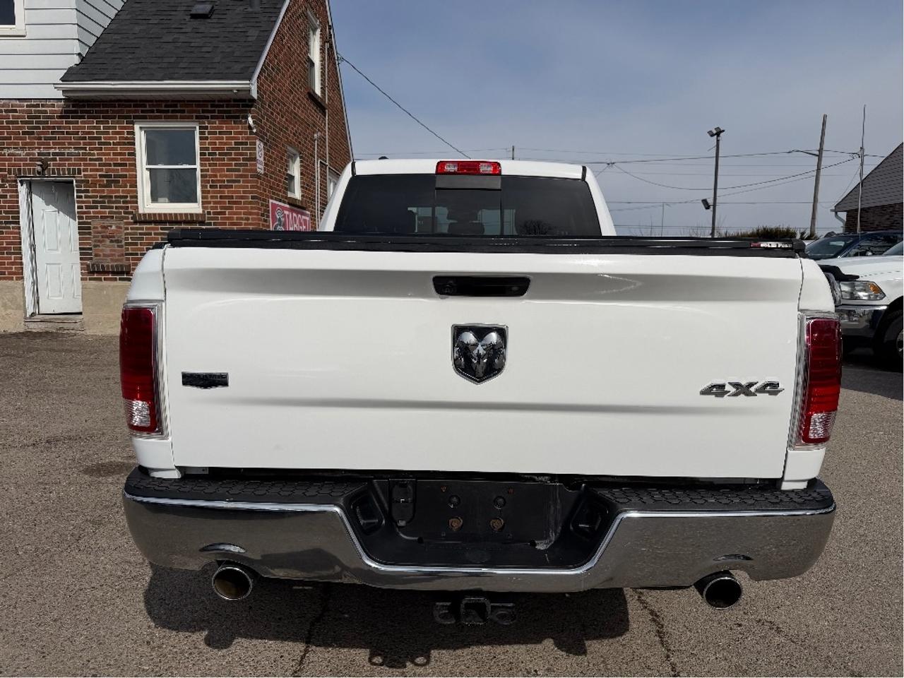 2014 RAM 1500 Laramie | Hemi 5.7L V8 | Extremely Well Maintained Photo