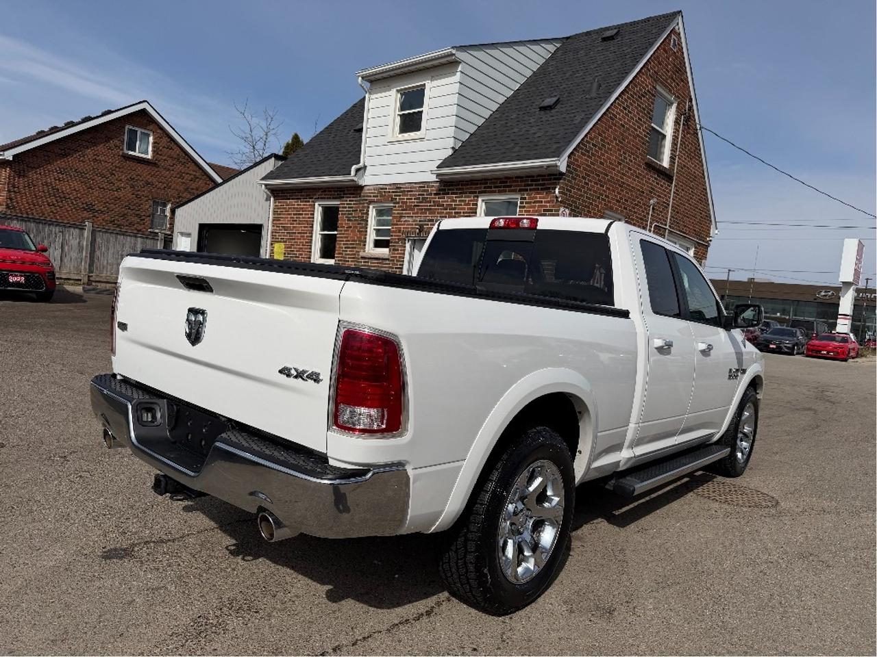 2014 RAM 1500 Laramie | Hemi 5.7L V8 | Extremely Well Maintained Photo