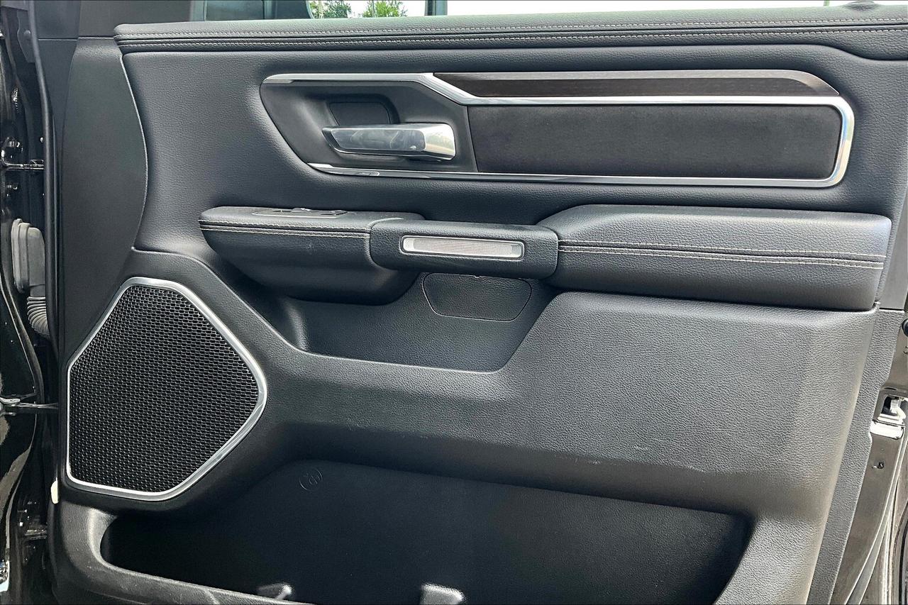 2022 RAM 1500 Laramie | Vented Buckets | 12" Screen | Demo |SAVE Photo