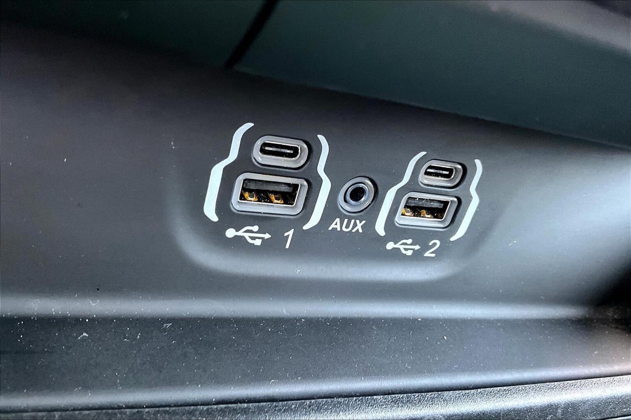 2022 RAM 1500 Laramie | Vented Buckets | 12" Screen | Demo |SAVE Photo