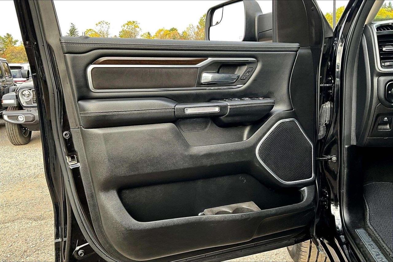 2022 RAM 1500 Laramie | Vented Buckets | 12" Screen | Demo |SAVE Photo
