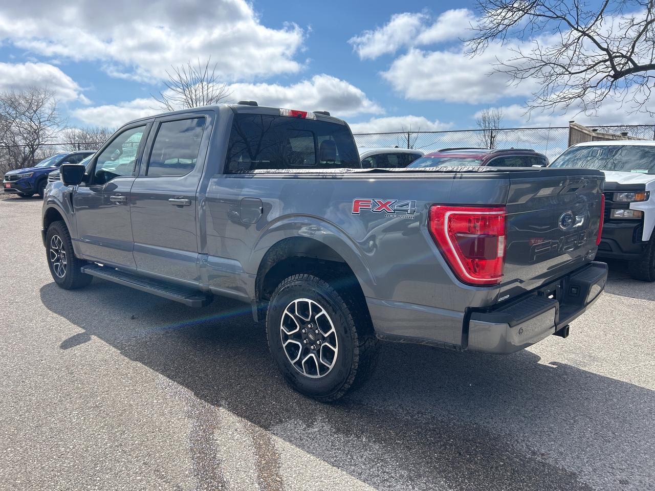 2022 Ford F-150 XLT FX4, CLEAN CARFAX, 3.5L, 4X4, REMOTE START! - Photo #4