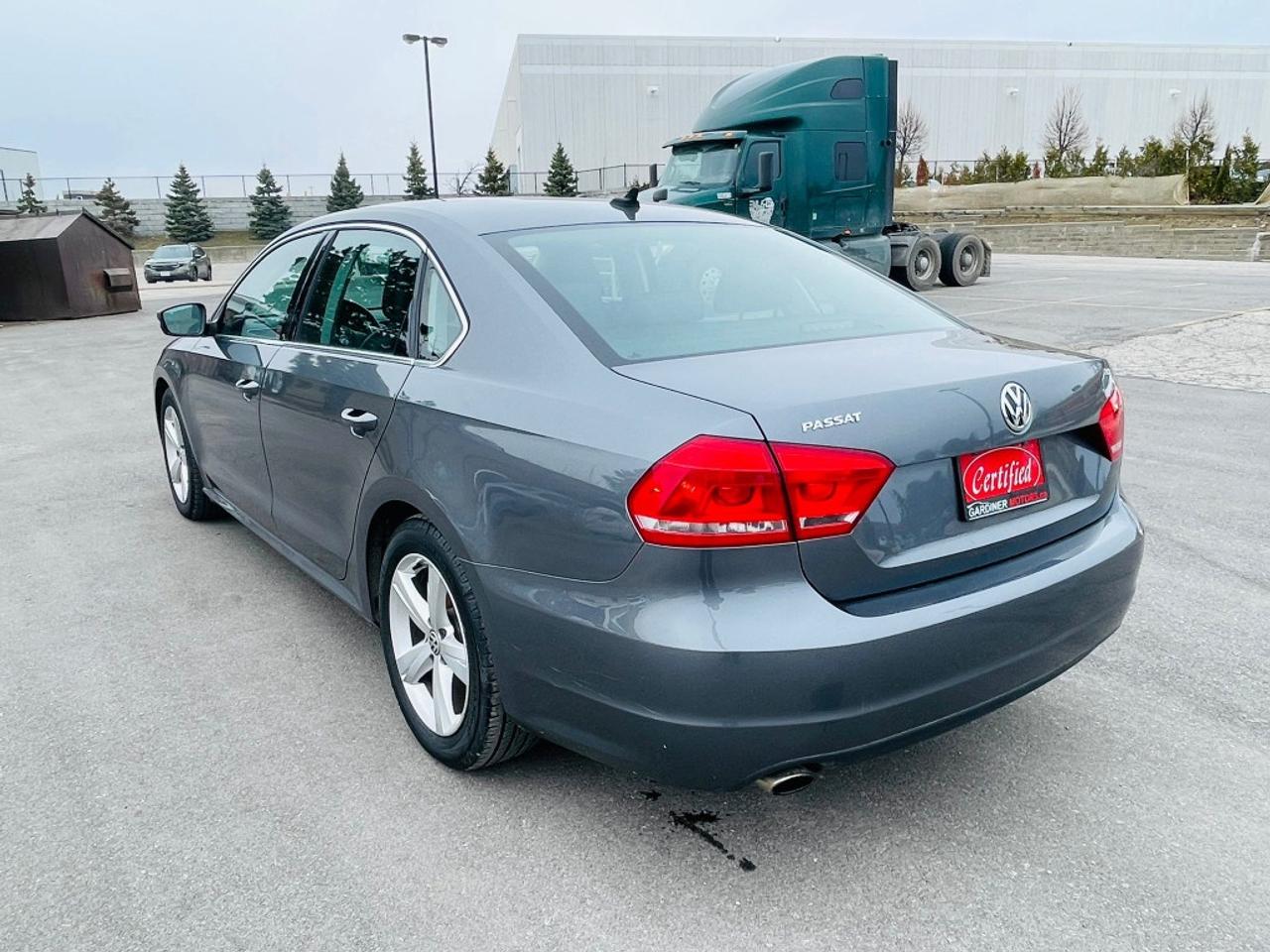 2015 Volkswagen Passat 4dr Sedan 1.8 TSI Manual Comfortline Photo4