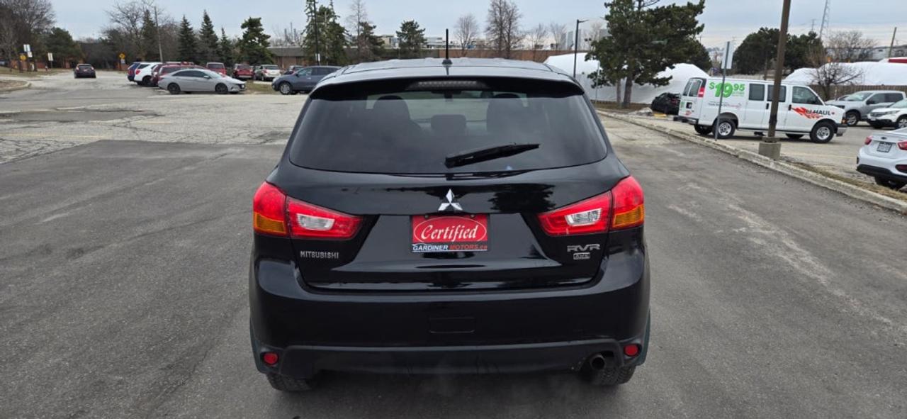 2015 Mitsubishi RVR 4WD 4dr Photo4
