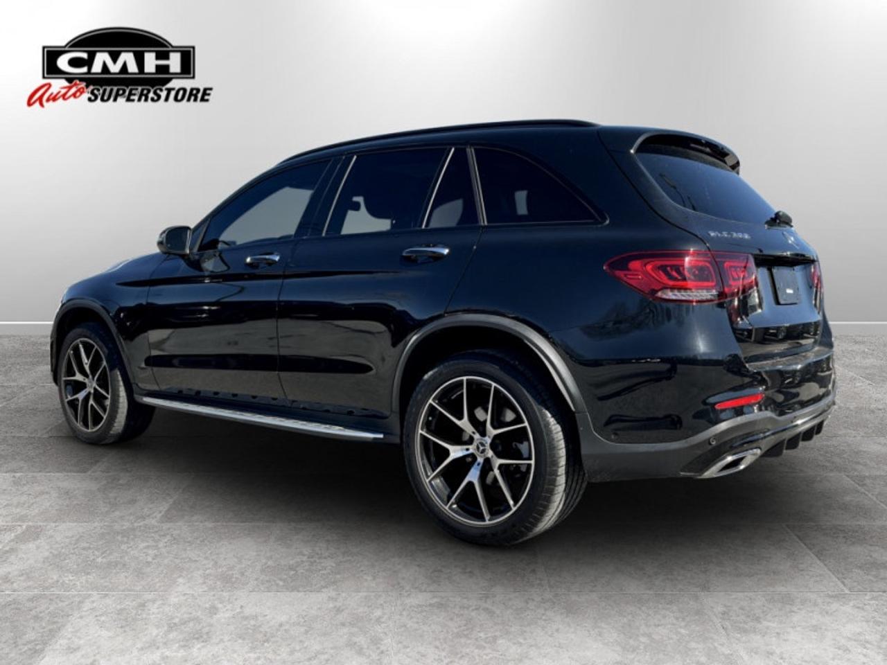 2022 Mercedes-Benz GLC 300 4MATIC®  - Low Mileage Photo
