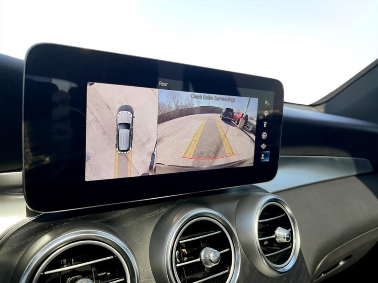 2022 Mercedes-Benz GLC 300 4MATIC®  - Low Mileage Photo