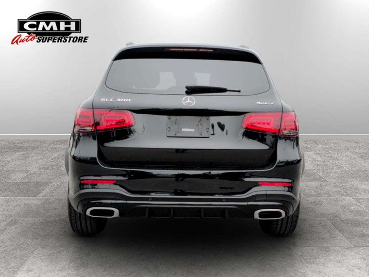 2022 Mercedes-Benz GLC 300 4MATIC®  **LOW MILEAGE** Photo