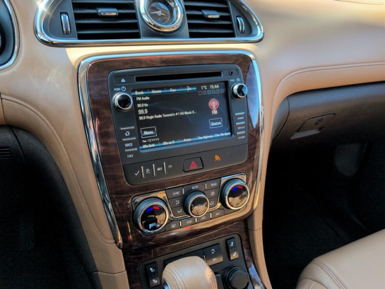 2017 Buick Enclave Leather  **VERY LOW MILEAGE** Photo