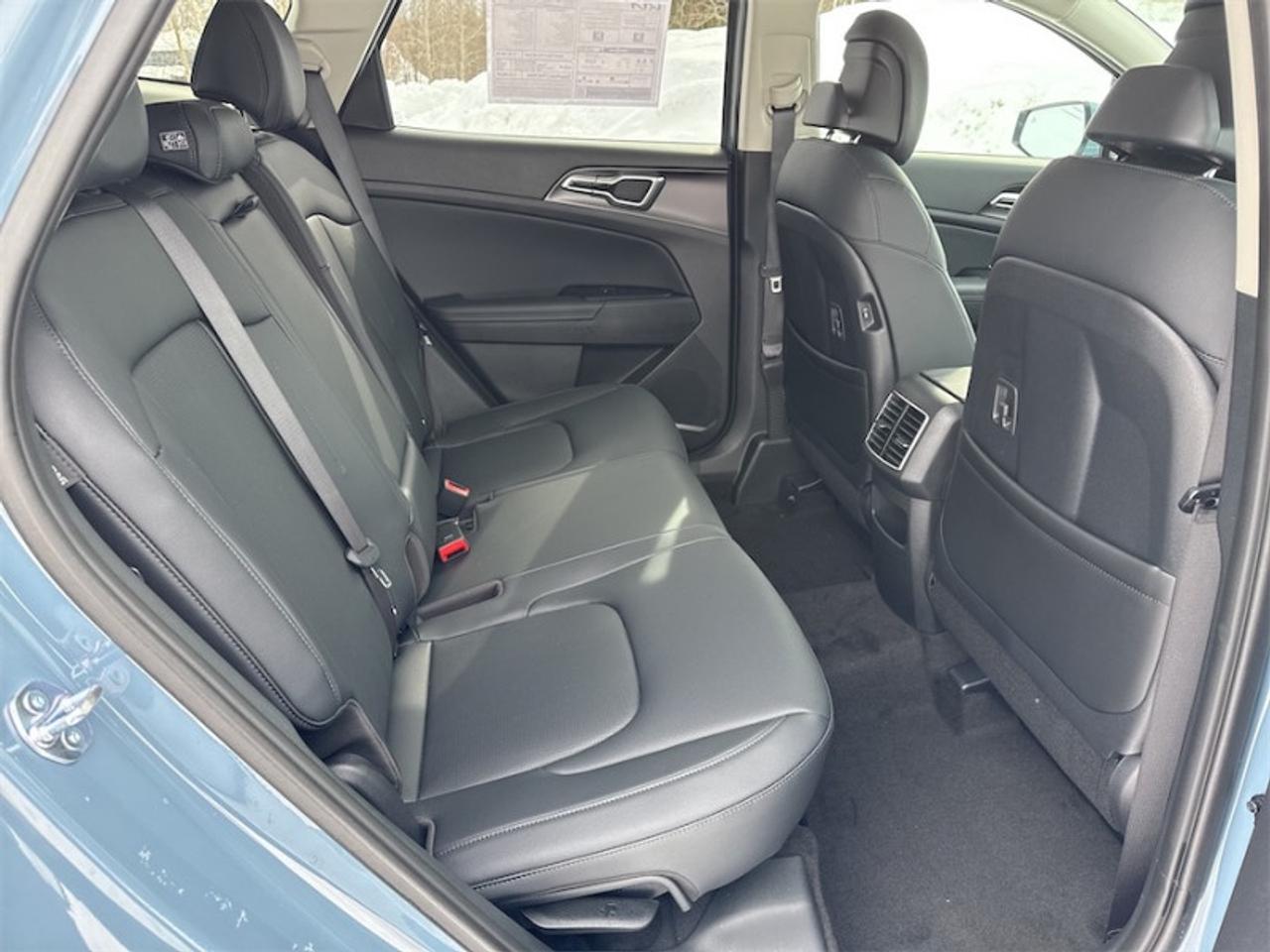 2026 Kia Sportage EX AWD  Navigation GPS Photo