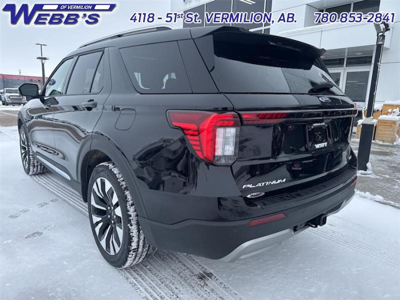 2026 Ford Explorer Platinum Photo4