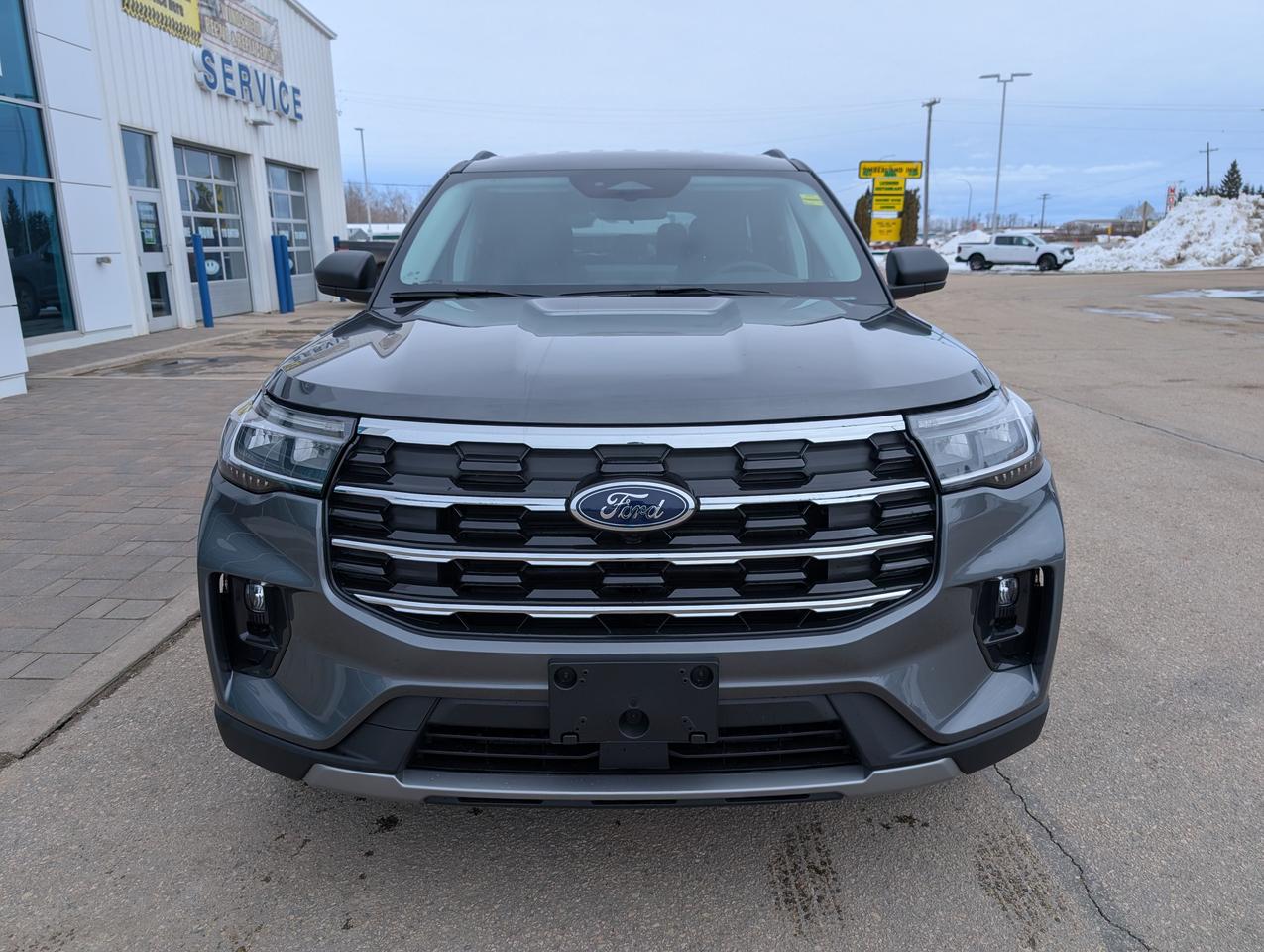 2026 Ford Explorer Active w/200A Pkg Photo2