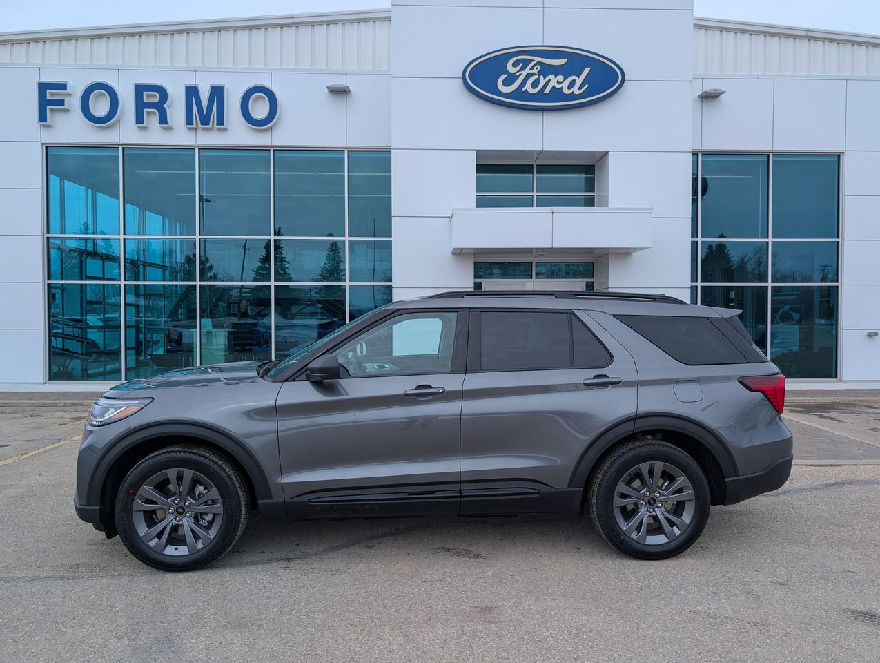 2026 Ford Explorer Active w/200A Pkg Photo0