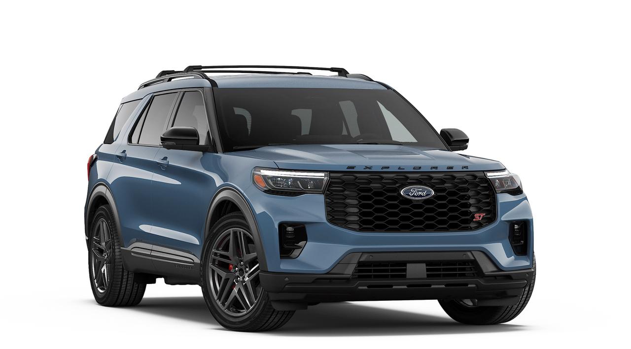 2026 Ford Explorer ST Photo3