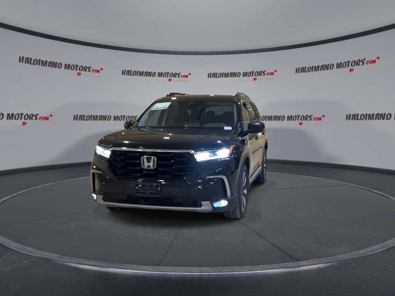 2023 Honda Pilot Touring AWD | 360 Camera | Leather Seats Photo
