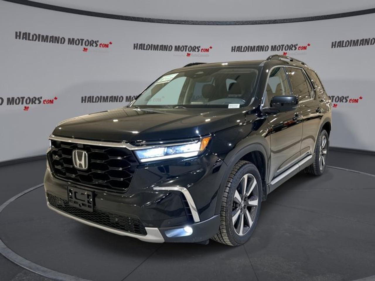 2023 Honda Pilot Touring AWD | 360 Camera | Leather Seats Photo